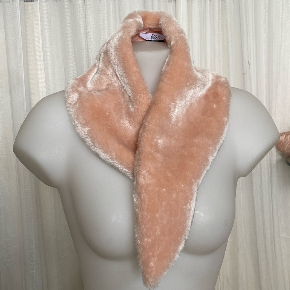 Faux collar/scarf blush pink from Miss K